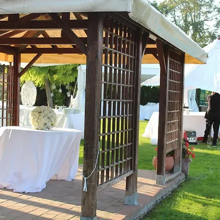 مزرعة للإقامة Fattoria Le Giare Agriturismo