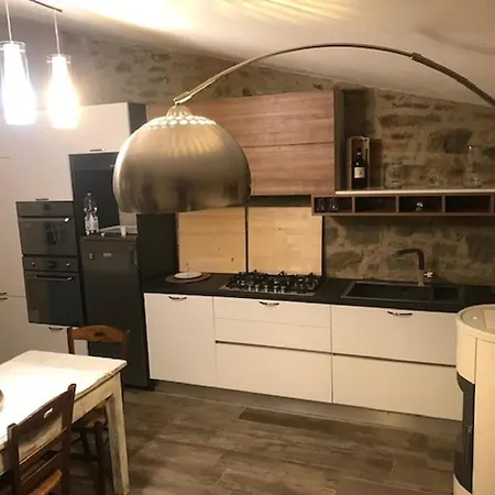 Fattoria Le Giare Agriturismo مزرعة للإقامة