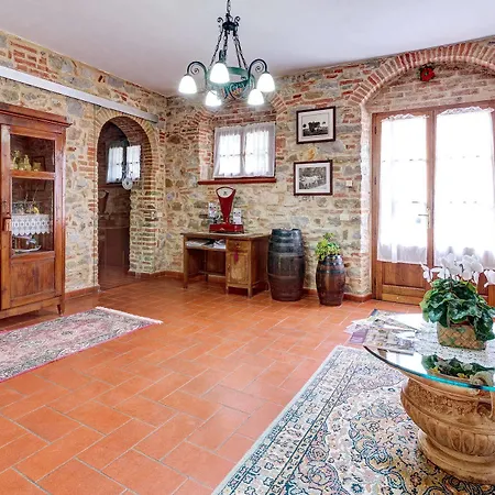 Fattoria Le Giare Farma Cortona